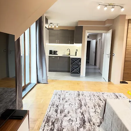 New Cozy With Undefloor Heating 86m2 Apartment Sofia