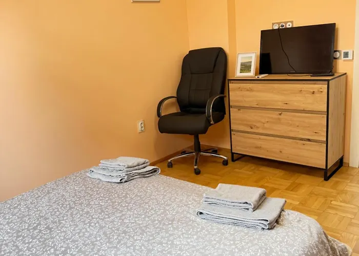 New Cozy With Undefloor Heating 86m2 Apartment *